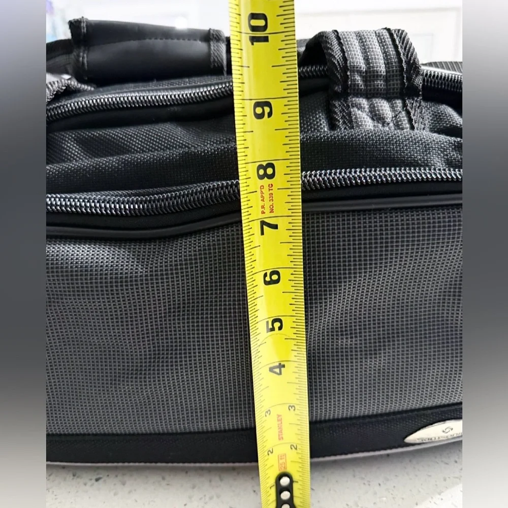 Samsonite Travel Duffle Bag Black Gym Weekender Carry On 19–22” EUC